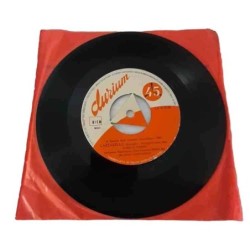 Disco vinile 45 giri:  Aurelio Fierro: Lazzarela e Napule sole mio !